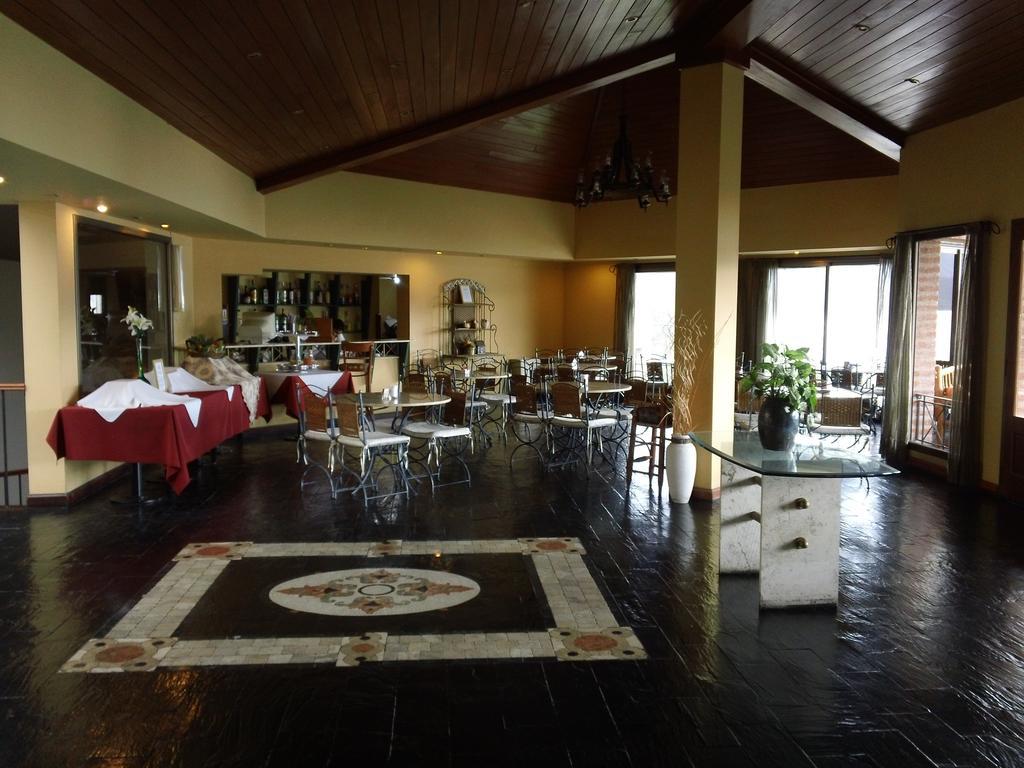 Hotel Del Dique カブラ・コラル エクステリア 写真