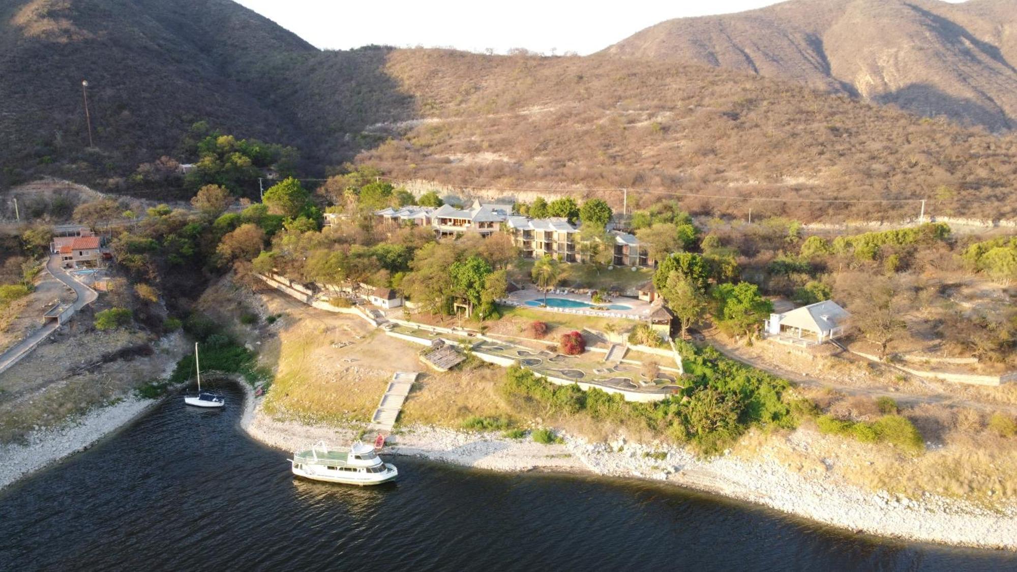 Hotel Del Dique カブラ・コラル エクステリア 写真